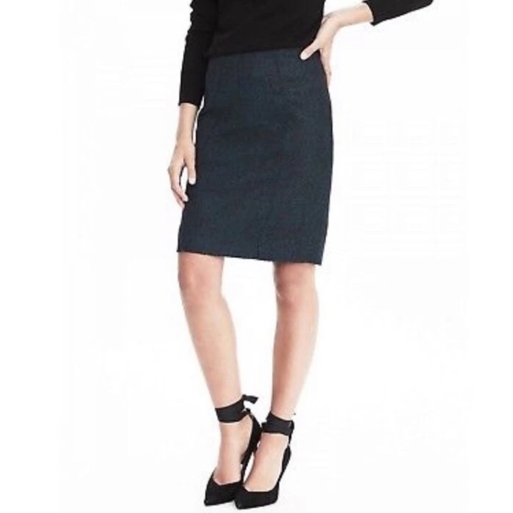 Banana Republic Women’s Green Seamed Pieced Textured Flannel Pencil Skirt Size 6